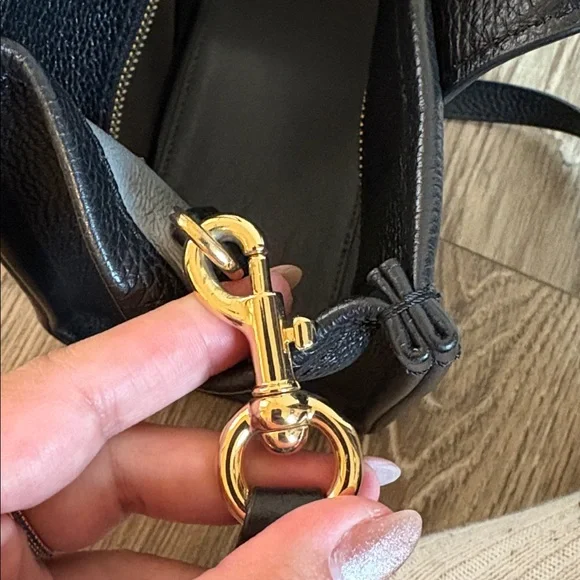 Marc Jacobs Black Leather The Tote Bag - Sz Small - Picture 10 of 14